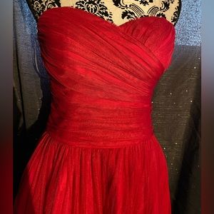 Minuet strapless midi spinny dress pinkish red.90's Y2K